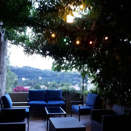 Maison 18 Pers. En Sud Ardeche, A 2 Pas D'aubenas *