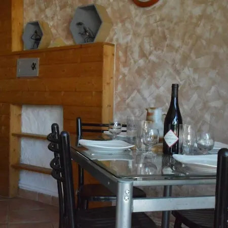 Maison 18 Pers. En Sud Ardeche, A 2 Pas D'aubenas 펜션