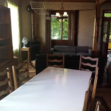 Maison 18 Pers. En Sud Ardeche, A 2 Pas D'aubenas 펜션