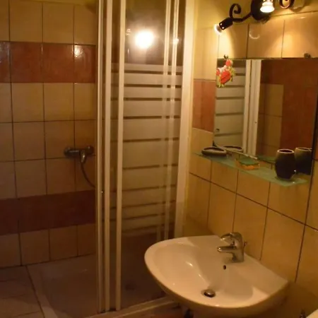 Maison 18 Pers. En Sud Ardeche, A 2 Pas D'aubenas * 오브나